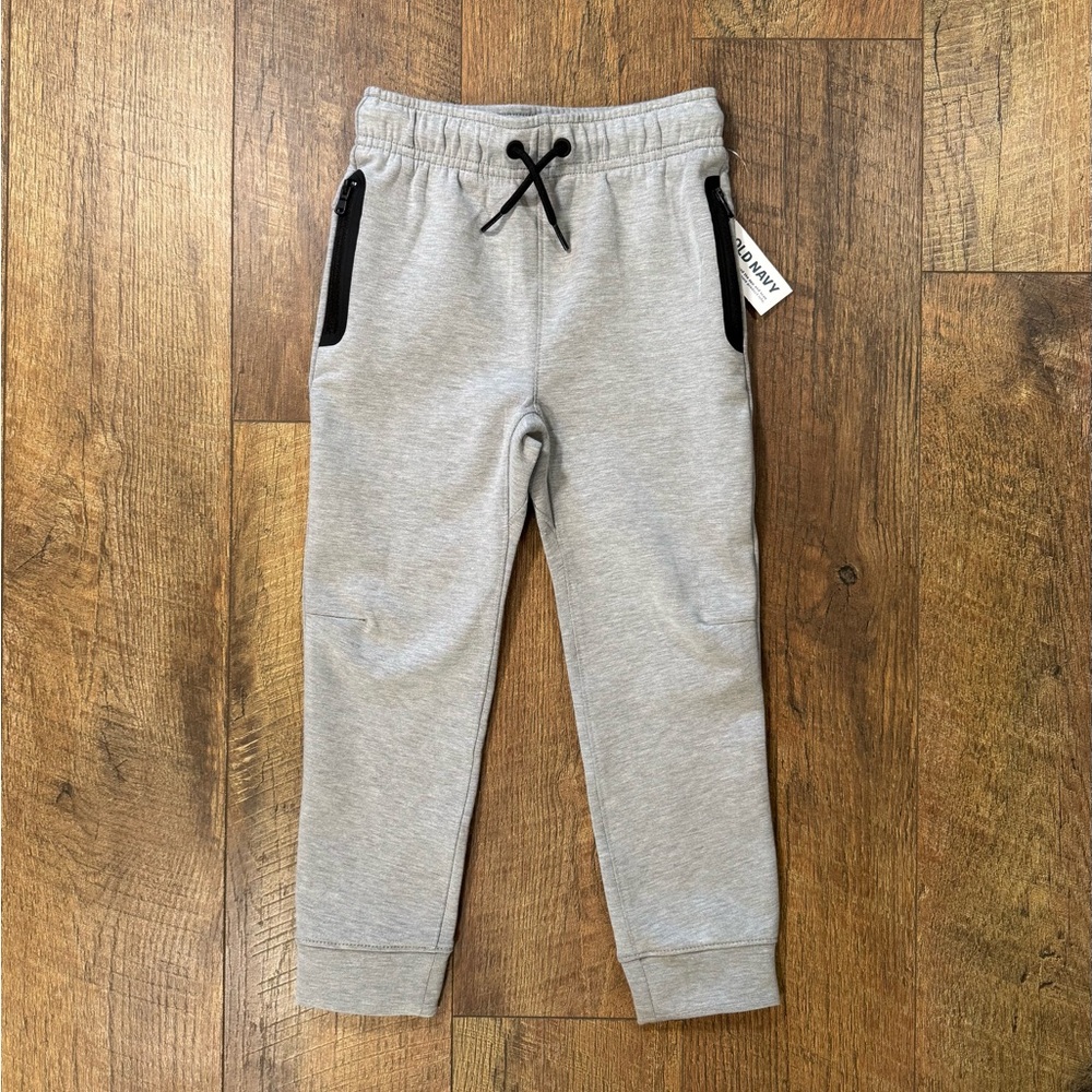 Old Navy Light Gray Kids Joggers Sweatpants with Black Accents Size 4T